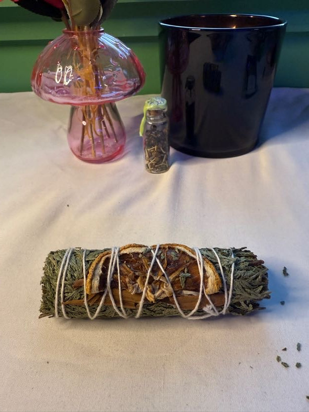 Cedar, Cinnamon, & Orange Herb Bundle
