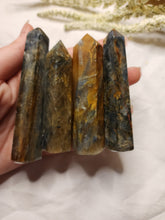 Load image into Gallery viewer, Blue Kyanite Towers
