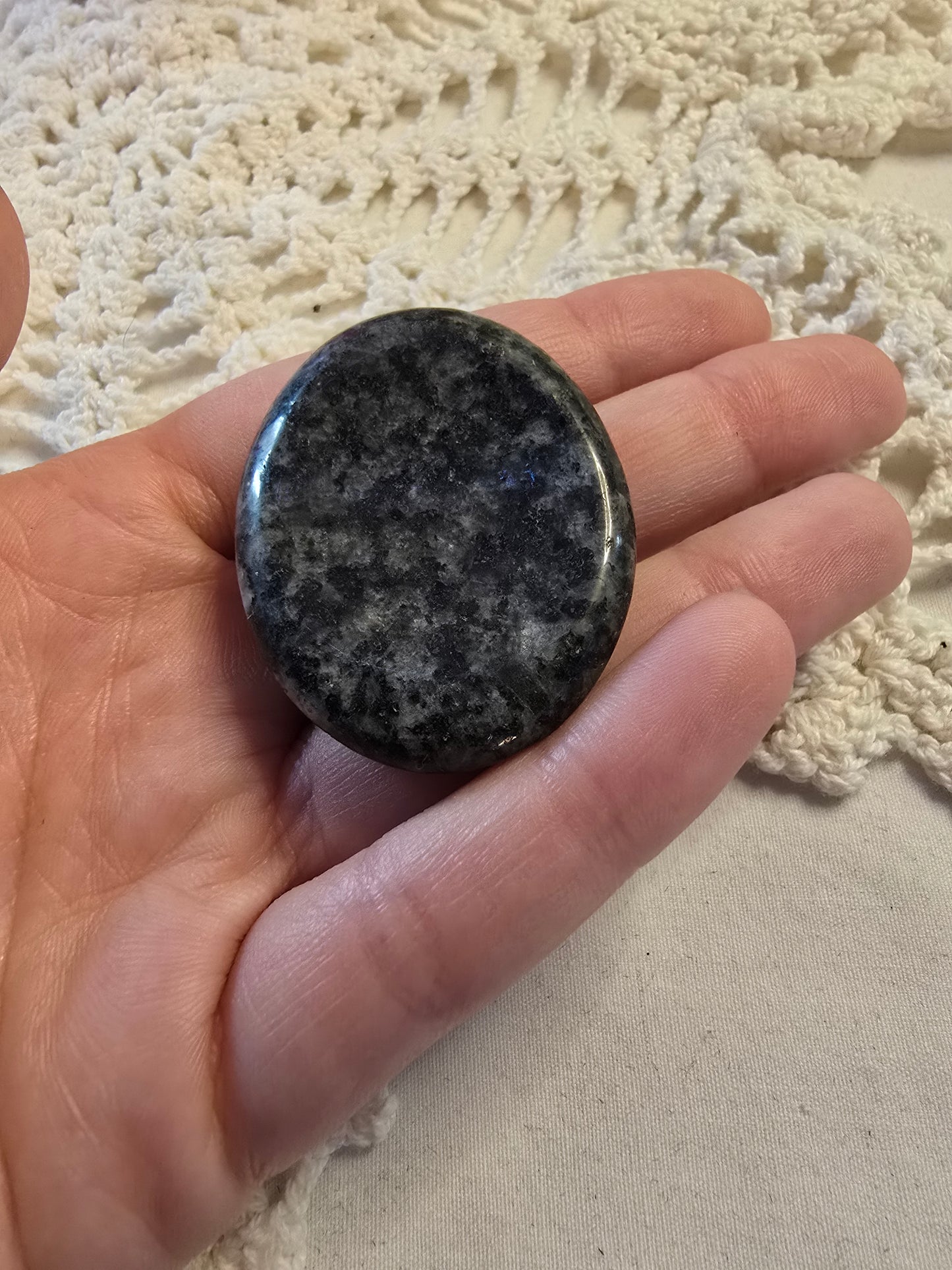 Larvakite Worrystone