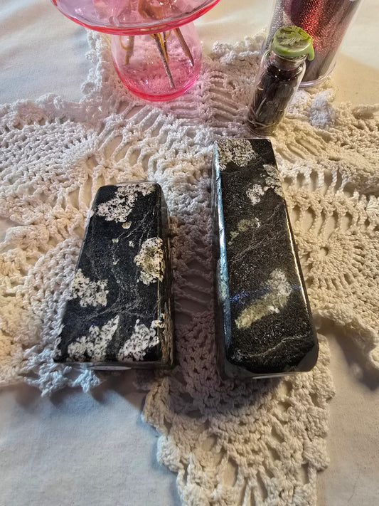 Snowflake Obsidian Towers