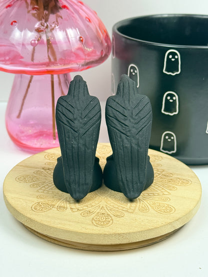 Large Obsidian Raven Carvings