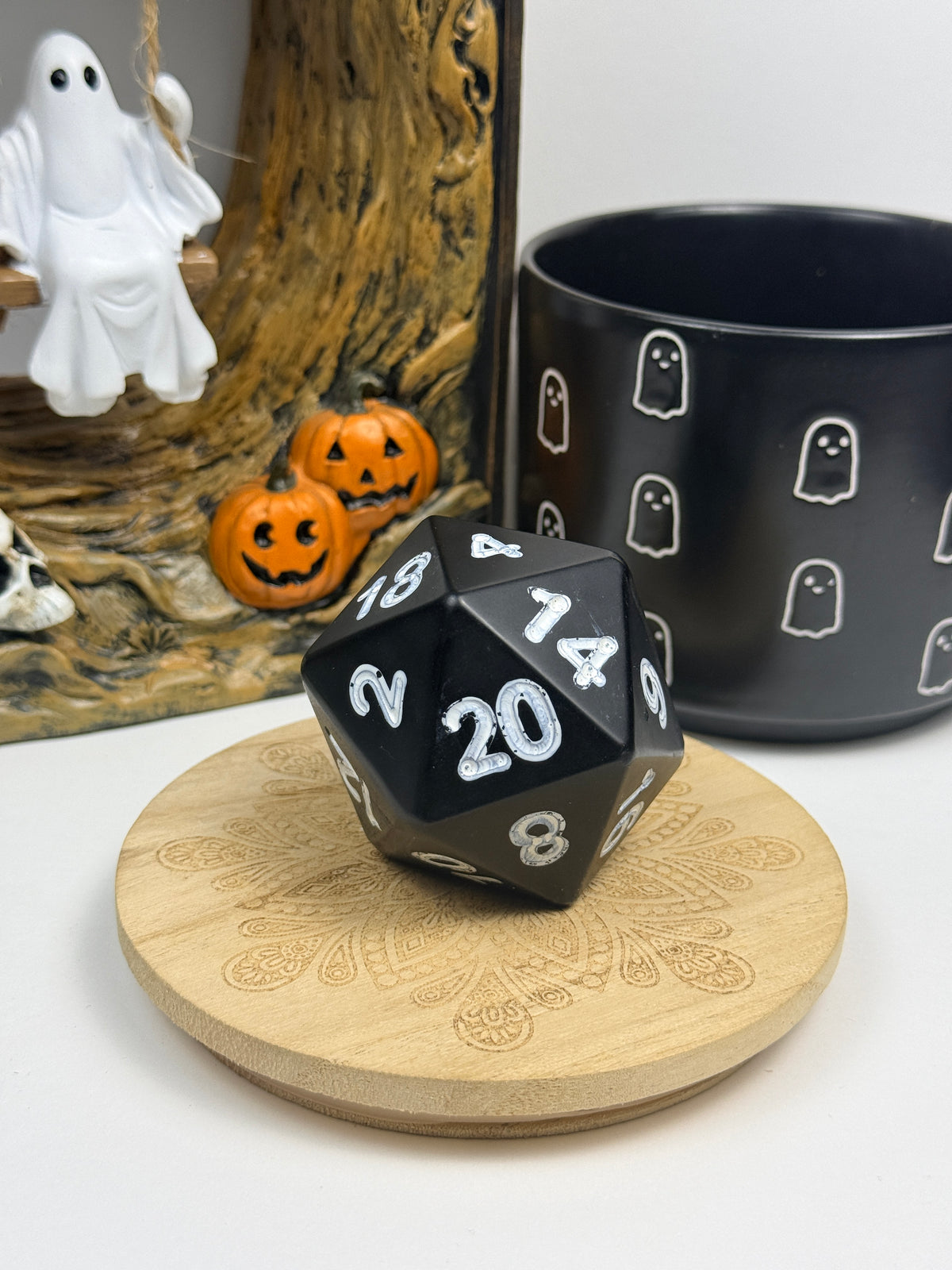 Large Obsidian D20