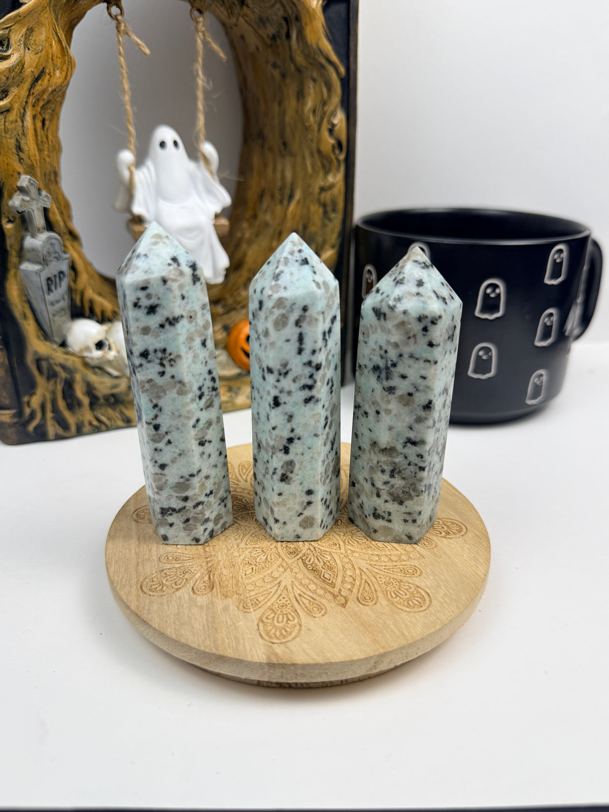 Kiwi Jasper Towers