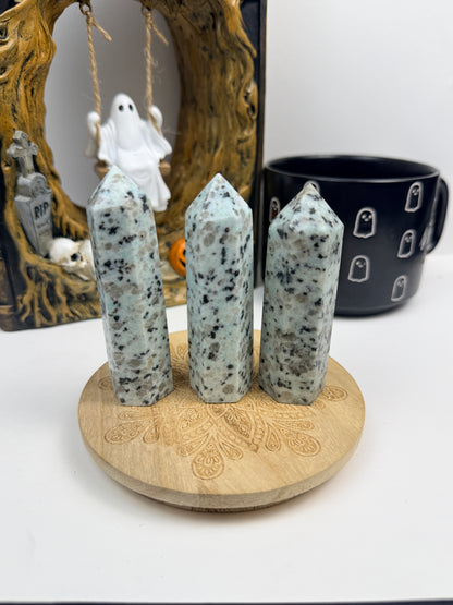 Kiwi Jasper Towers