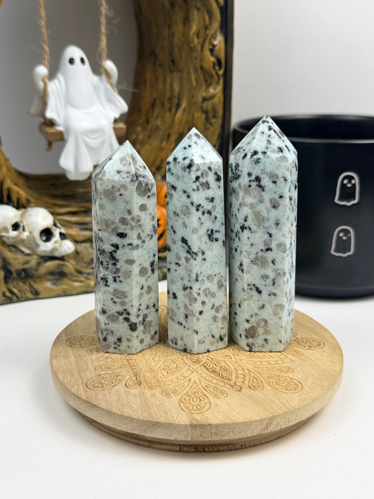 Kiwi Jasper Towers