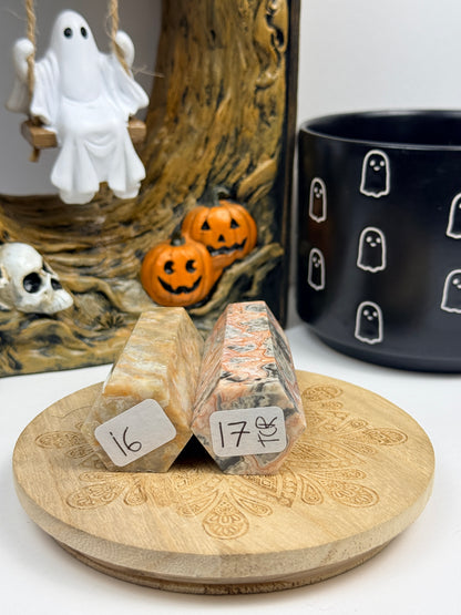 Crazy Lace Agate Towers