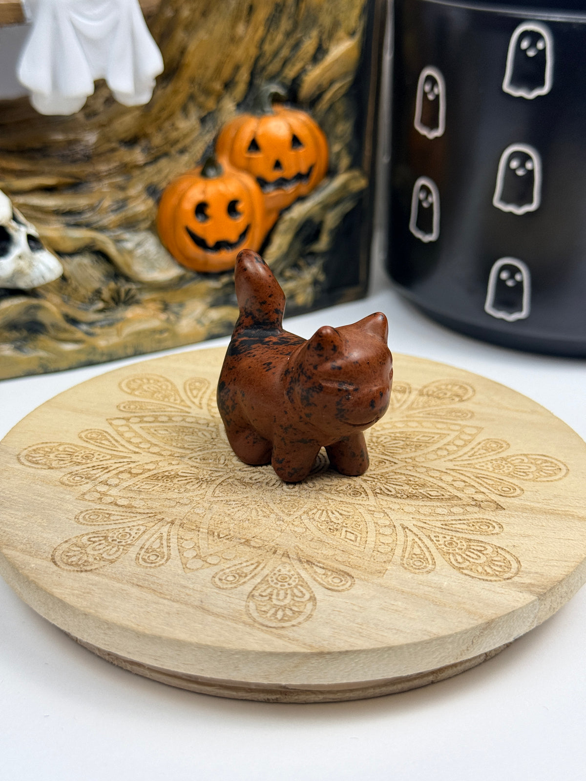 Mahogany Obsidian Walking Cat