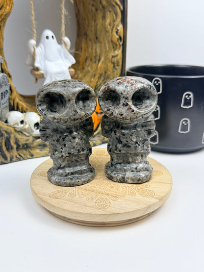 Yooperlite Jack Skeleton Statue