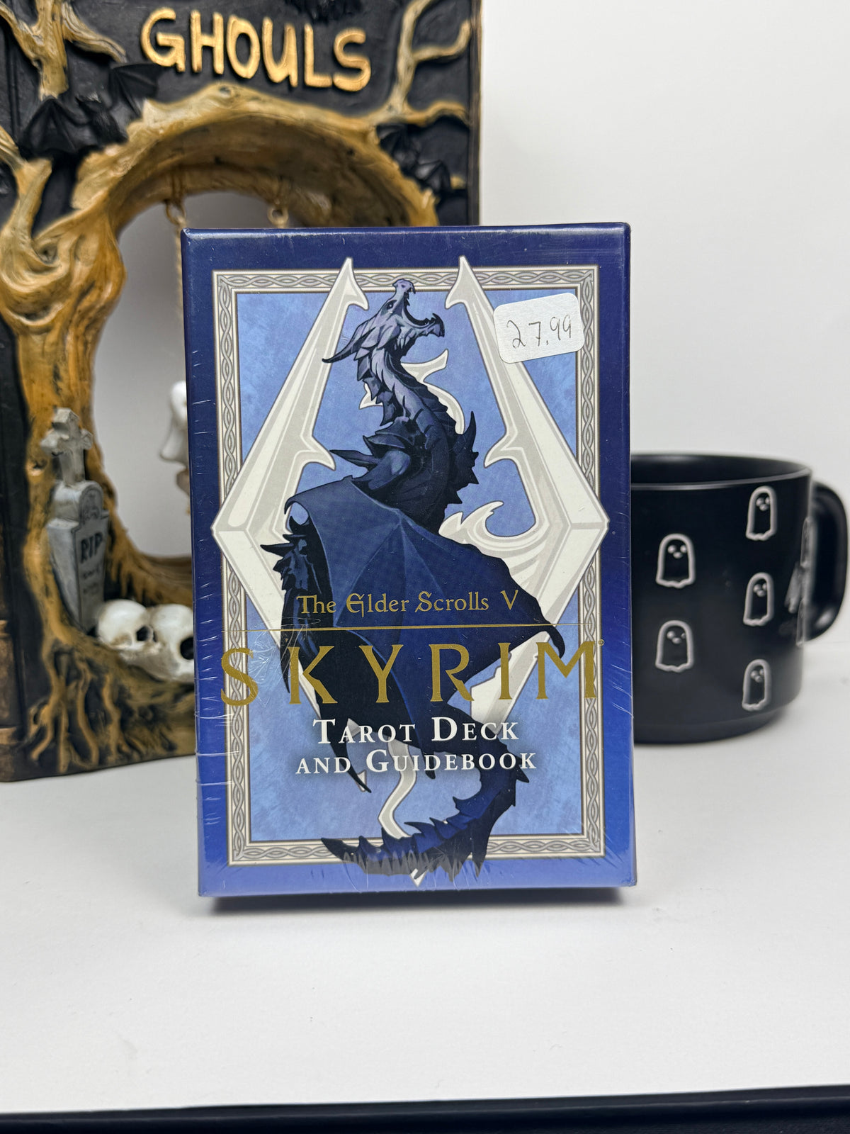 The Elder Scrolls V: Skyrim Tarot Deck and Guidebook