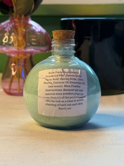 Powdered Peacock Feathers Bath Potion