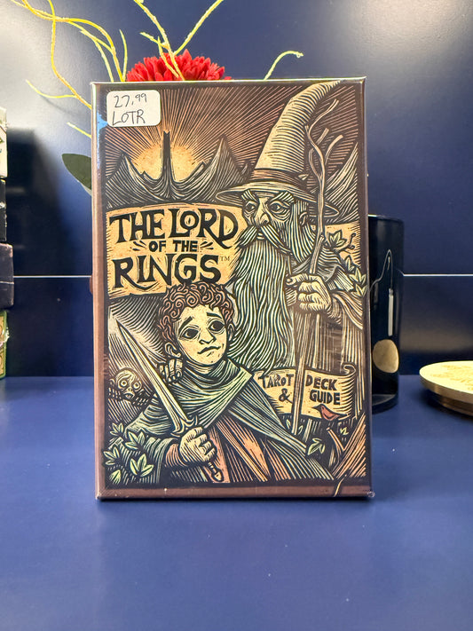 The Lord of the Rings™ Tarot Deck and Guide